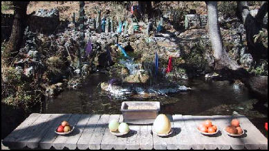 20080304-Naxi sacred palce and offerings.jpg